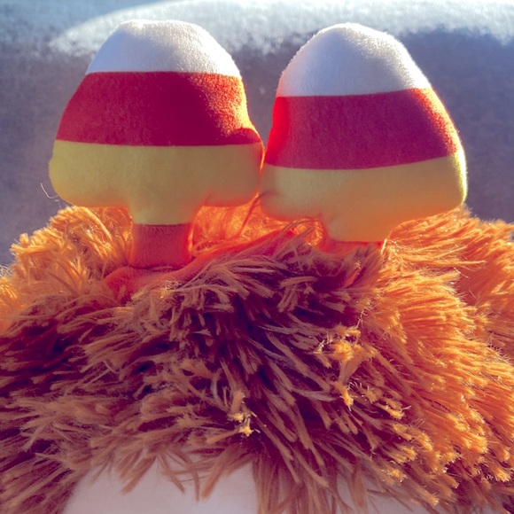 SquishMellows “ Benny” Halloween edition 12” - Picture 4 of 7